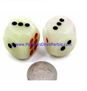 ลูกเต๋าหินอ่อนและหินออนิกซ์หลากสีธรรมชาติ สำหรับของขวัญเปิดเทอม งานฝีมือหินออนิกซ์ทำมือ - Product Image 6