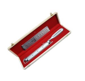 Couteau Humby pour greffe cutanée avec lame stérilisée - Product Image 1