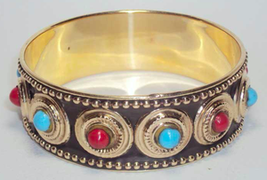 Vente en gros de bracelets en laiton avec chiffres en forme de fleur en acier inoxydable de style bohème vintage, perles et diamants - Product Image 4