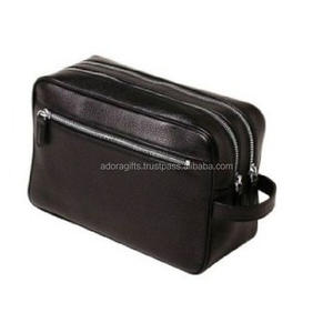 ¡Novedad de 2024! Bolsa de cosméticos con cierre de cremallera de Color negro de cuero PU de viaje - Product Image 1