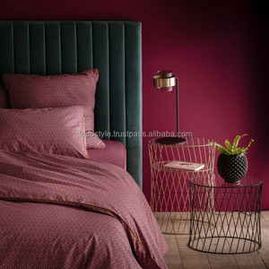 Table de chevet en métal et verre - Product Image 1