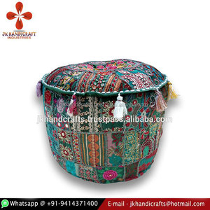 Taburete de pie de retazos hecho a mano otomano con Múltiples parches decorativos para el hogar tradicional indio - Product Image 2