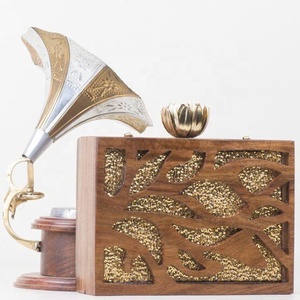 Bandoleras de madera hechas a mano para mujer, bolsos de mano de calidad, de Metal indio, piedra dorada, hecho a mano, de metal, con perlas - Product Image 4