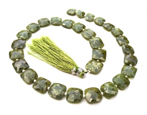 <b>Christmas</b> Offer Square Shape Natural Vessonite Gemstone Faceted Briolette Beads <b>Top</b> Quality Beautiful Making Jewelry - Product Image 1