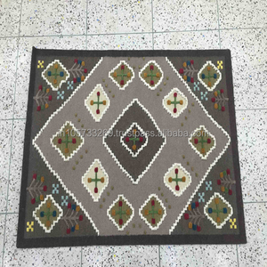 พรมขนสัตว์ทอมือกันลื่น ลายปักแบบคิลิม ใช้ได้สองด้าน สำหรับตกแต่งบ้าน โรงแรม ทางเดิน งานแต่งงาน - Product Image 1