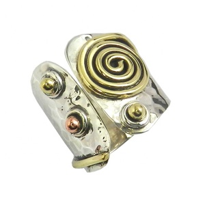 Hecho a mano tres tonos 925 plata esterlina latón cobre martillo eternidad Vermeil anillo regalo para su proveedor y exportador - Product Image 1