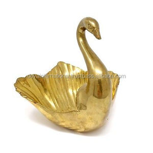 Maceta de Latón Vintage con Forma de Cisne, Maceta Clásica Antigua de Latón, Maceta Galvanizada de Calidad - Product Image 1