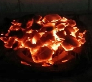 7800 CALORIES CHARCOAL BARBECUE BBQ NATURAL WOOD CHARCOAL LUMP WOOD CHARCOAL IN HAIFA ISRAEL - Product Image 3