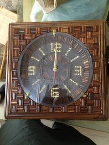 Horloge murale en bois faite à la main, horloges murales traditionnelles fantaisie en bois, horloge murale en bois faite à la main - Product Image 2