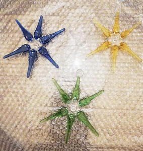 Ornements de noël en verre, 2 pièces faites à la main, modèle - Product Image 1