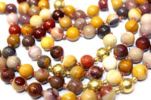 Mookaite สร้อยคอลูกปัดแบบธรรมชาติ108,สร้อยคอลูกปัดมาลาสำหรับศิลปินอินเดียแฮนด์เมด - Product Image 6
