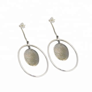 ต่างหูเม็ดเดี่ยวสีเงินสเตอร์ลิง S925สวยดีไซน์ใหม่สำหรับผู้หญิงเครื่องประดับเงินแฟนซี - Product Image 1