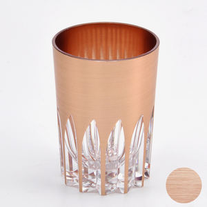 Gobelet moderne écologique coupé en diamant fini cuivre en plastique avec sérigraphie - Product Image 1