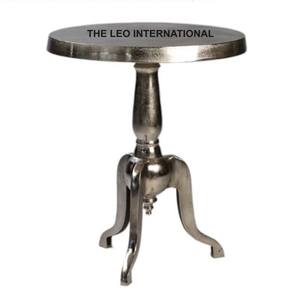 De metal mesas al aire libre - Product Image 1