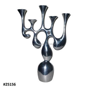 Fabricant de haute qualité bougeoir Unique trois bras argent fait à la main candélabres Table de mariage décoratif pilier bougeoir - Product Image 4