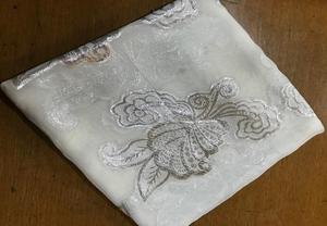 Pañuelo de cabeza de gasa de seda tejido Lurex SILVER para damas rusas en Oregón y Alaska - Product Image 3