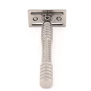 <span class=keywords><strong>Rasoir</strong></span> de sécurité en laiton à double tranchant en métal <span class=keywords><strong>traditionnel</strong></span> moleté YAQI pour hommes - Product Image 3
