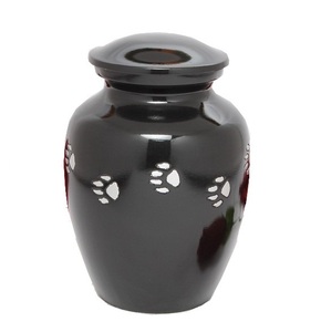 Urna de metal, urna roja brillante para cenizas, marca de pata clásica, cremación de mascotas, urna de cremación de mascotas grabada en latón - Product Image 4