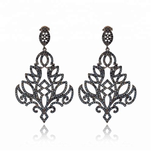 Pendientes de araña de moda negra para mujer, joyería de plata de ley 925 hecha a mano turca - Product Image 1