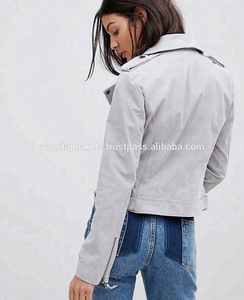 Chaqueta de motorista de invierno para mujer de última moda, chaqueta bordada y estampada de piel de oveja gris de alta calidad - Product Image 2