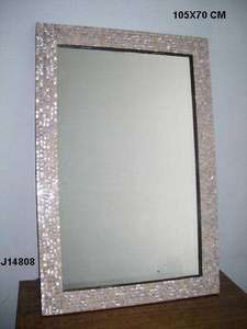 Miroir en mosaïque d'os à motifs répétés noir et blanc de haute qualité disponible dans toutes les tailles et styles salon mur décor à la maison - Product Image 2