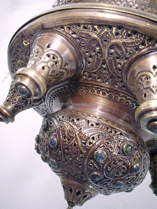 โคมไฟระย้าเหล็กทองเหลืองอิสลามสไตล์โบราณที่ทันสมัยของ BR156พร้อมจี้ทองเหลืองโบราณสำหรับบ้านและโรงแรมในร่ม - Product Image 6