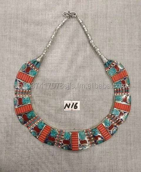 Kalung Tradisional Logam