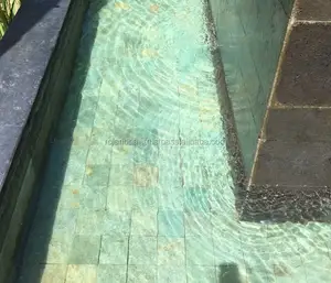 Bali Green Premium Carrelages de piscine polis Carrelages extérieurs de sol et de mur Piscinas de Pedra Hijau - Product Image 1