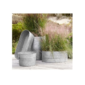 Macetas de metal brillante hechas a mano Fabricante decorativo para el hogar y exportador Maceta de metal de hierro de nuevo diseño - Product Image 1