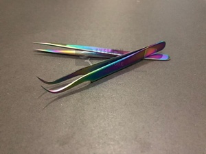 Pinces à cils en acier inoxydable multicouche avec logo personnalisé et pointes en fibre, pinces à cils droites et courbes - Product Image 3