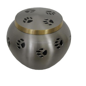 Urnes pour animaux de compagnie en laiton de haute qualité avec revêtement en poudre noire urnes funéraires en métal fini pour cendres humaines - Product Image 5