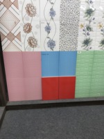 2021 Nouveau design de qualité 250X750mm Carreaux de mur et de sol en céramique pour le concessionnaire.