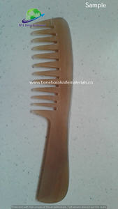 Peine de cuerno de buey de calidad superior con logotipo personalizado, accesorio natural portátil hecho a mano para decoración del cabello - Product Image 4