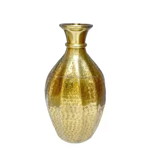 槌で打たれた真鍮のモダンな花の花瓶あなたの居間の装飾のために優れた品質のインドのサプライヤーからの熱い販売