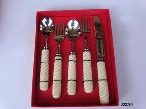 Ensemble de couverts en acier avec manche en os cannelé finition polie miroir Vaisselle plate Ensemble de couverts en acier - Product Image 4