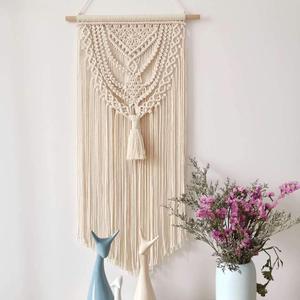 Tapiz de Macramé Hecho a Mano, Grande y Elegante, 100% Cuerda de Algodón Orgánico, Diseño Bohemio Inspirado en la India, Decoración del Hogar con Caja de Regalo - Product Image 4