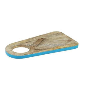 Planche à découper en bois ronde personnalisée au design moderne fabriqué à la main avec finition écologique 18 "L X 8" W pour un usage quotidien - Product Image 2