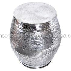 Taburete de Metal con diseño de tambores tradicionales - Product Image 6