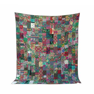 Venta al por mayor reciclado verde rey tamaño Patchwork bordado colcha Vintage Sari hecho a mano colcha gitana manta - Product Image 2