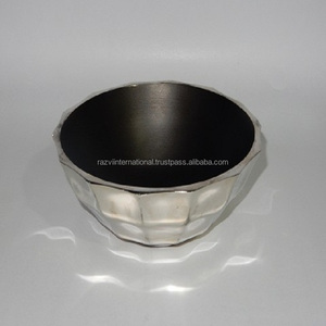 Mini bol en aluminium au design moderne personnalisé à l'intérieur de l'émail noir, couleur idée cadeau d'affaires écologique - Product Image 1