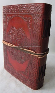 Cuaderno en blanco de cuero hecho a mano al por mayor con un solo Dragón Volador en relieve vintage - Product Image 4