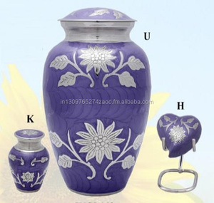 Urna Funeraria de Latón con Diseño Floral Estilo Americano de Brassworld India, Artículos Funerarios Premium - Product Image 3