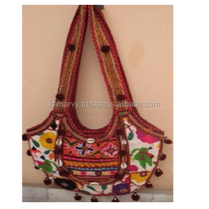 Bolso de Hombro Étnico Bordado a Mano, Estilo Banjara Tradicional, de Alta Costura para Mujer, Hecho a Mano, Vintage - Product Image 1