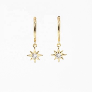 LOZRUNVE Pendiente de <span class=keywords><strong>aro</strong></span> de <span class=keywords><strong>estrella</strong></span> de joyería fina italiana con piedra CZ 925 Plata - Product Image 1