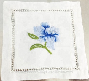 Sachet brodé à la main à la lavande, 1 pièce, pour la maison et les hôtels - Product Image 1