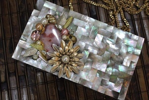 Artesanía de lujo hecha a mano madre de perla bolso de noche nuevo diseño señora embrague para bodas nupciales precio - Product Image 3