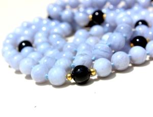 Top vente bleu dentelle Agate 108 Mala perles collier spirituel à la main artiste indien colliers de perles - Product Image 3