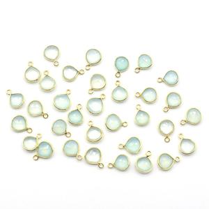 Calcédoine naturelle Aqua en forme de coeur Lunette en argent sterling 925 Pendentif plaqué or 18 carats Fabrication de bijoux faits à la main - Product Image 3