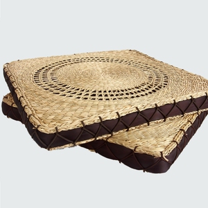 Almohada de Alta Calidad de la Familia Cyperaceae con 100 Hilos por Pulgada Cuadrada, Color y Tamaño Personalizables, para Uso en Todas las Estaciones - Product Image 3