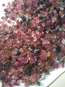 Pierres de Tourmaline naturelles, non découpées, multifonctions - Product Image 4